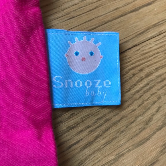 Snooze Baby teething or burp cloth NWT - Picture 3 of 6